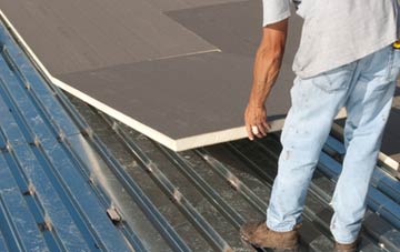 benefits of insulating Tregynon flat roofing
